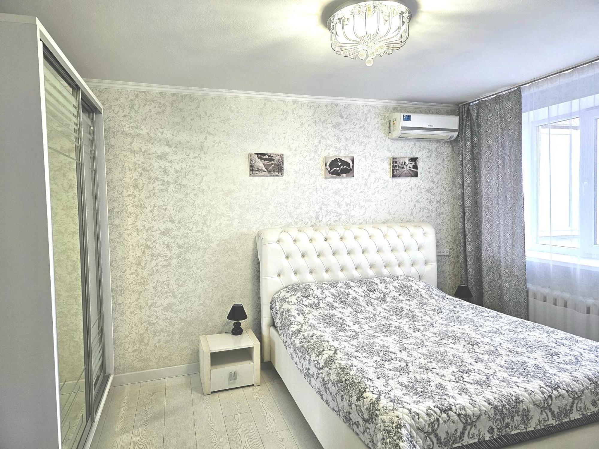 Black And White Apartment Кишинёв Экстерьер фото