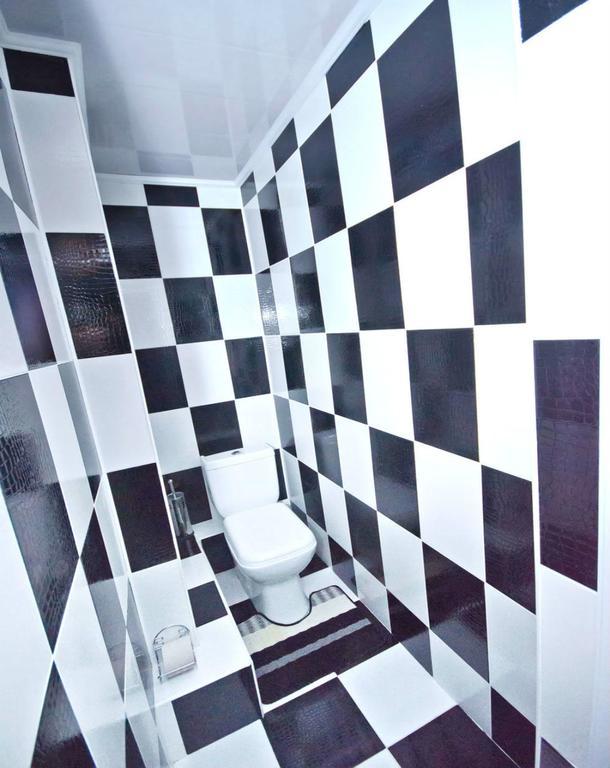 Black And White Apartment Кишинёв Экстерьер фото